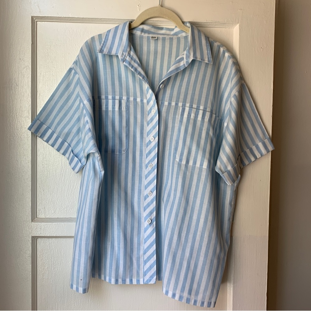 Cutest Vintage Striped Button-Down Tee